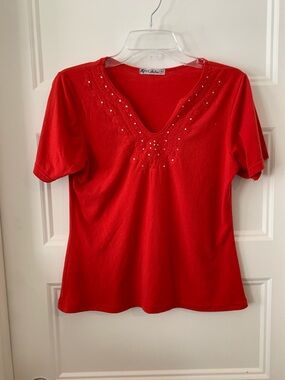 Collective Concepts Women's Red V-Neck Short Sleeve Top with Rhinestones
